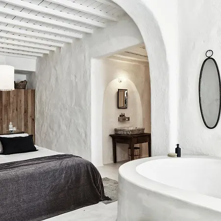 Nomad Mykonos - Small Luxury Of The World 5*