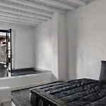 Nomad Mykonos - Small Luxury Of The World Καλό Λιβάδι