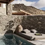 Nomad Mykonos - Small Luxury Of The World 凯勒里瓦迪