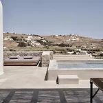 Nomad Mykonos - Small Luxury Of The World Ξενοδοχείο 5*