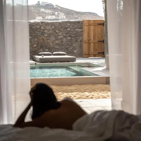 Nomad Mykonos - Small Luxury Of The World 칼로 리바디