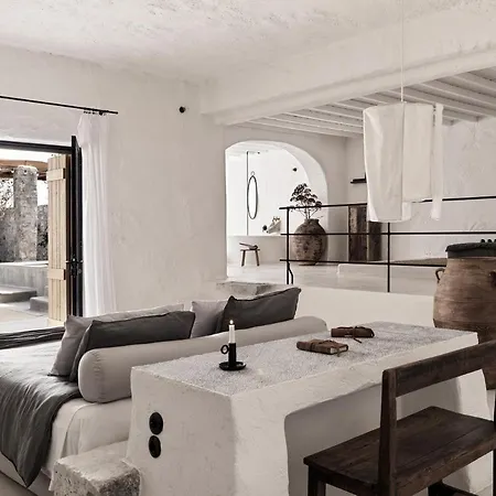 Nomad Mykonos - Small Luxury Of The World ホテル カロ・リヴァディ
